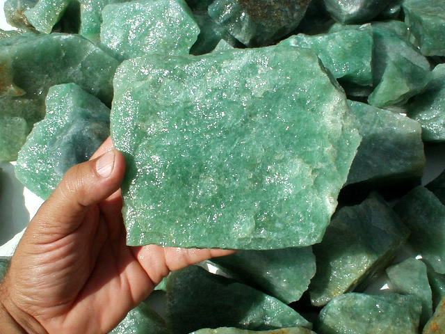Types of 2025 green quartz